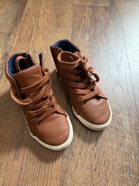 Cat & Jack Brown High-Top Kids Sneakers